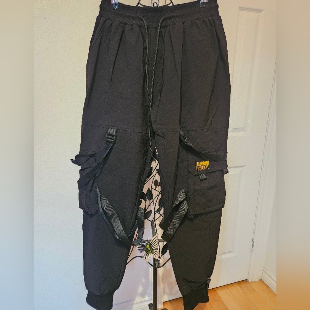 Black Cargo Pants